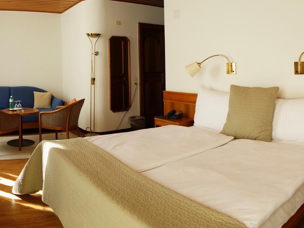 Boutique-Hotel Sonne 布雷姆加滕 客房 照片