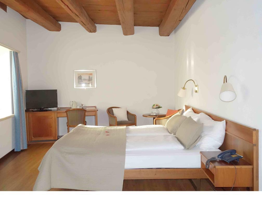 Boutique-Hotel Sonne 布雷姆加滕 外观 照片